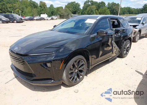 2025 Toyota Crown Signia Limited из США, поврежденный, VIN JTDACAAJ9S3003909